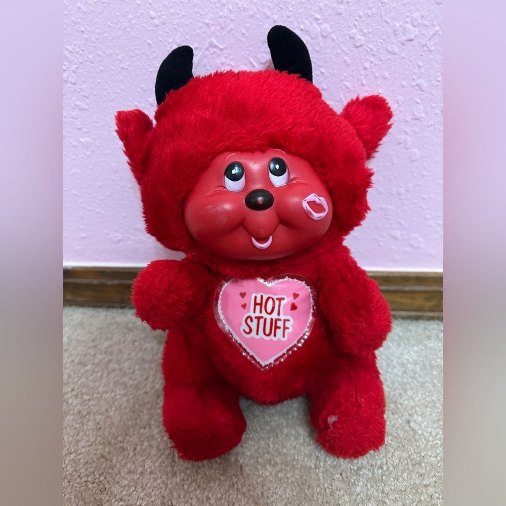 Vintage Hot Stuff 11” Plush Devil Vinyl Face Taiwan Valentines MTY Int.